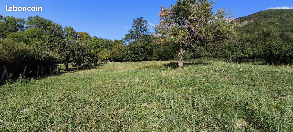 Terrain 573 m² · à Draillant · 573 m² · 184 000 €