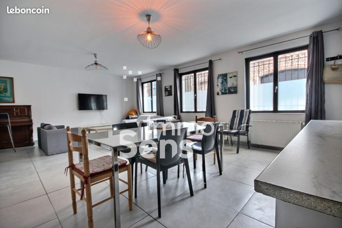 Appartement 5 pièces 118 m² · à Lille · 118 m² · 383 000 €