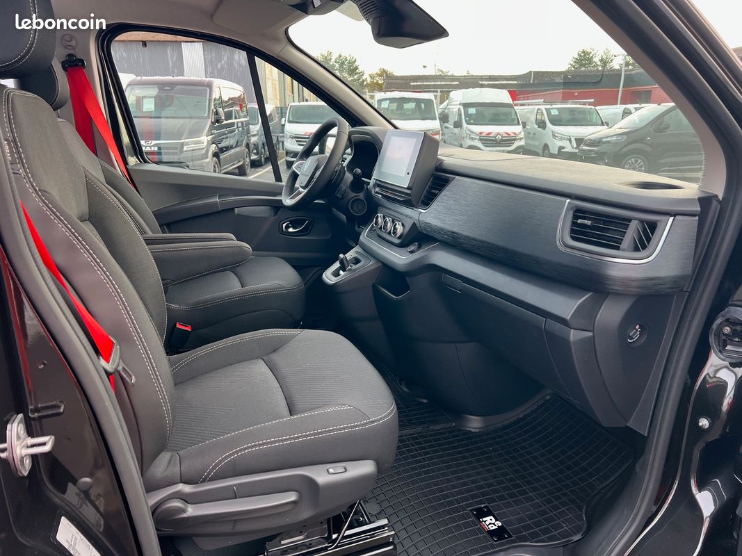 38950 ht Trafic 5 pl CAB APPRO L2H1 170 cv BVA9 Exclusive + Options (image 8)