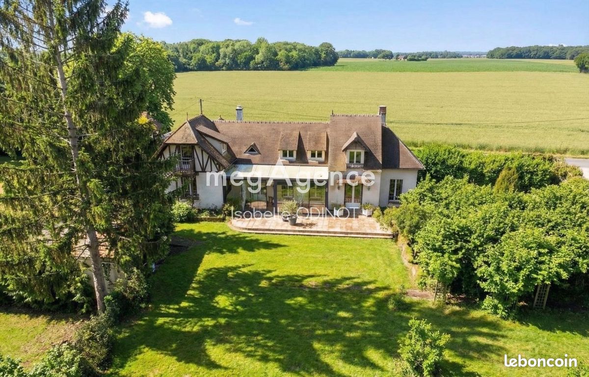 Maison 7 pièces 173 m² (image 1)