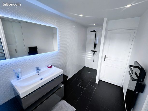 Appartement a louer paris-9e-arrondissement - 4 pièce(s) - 76 m2 - Surfyn