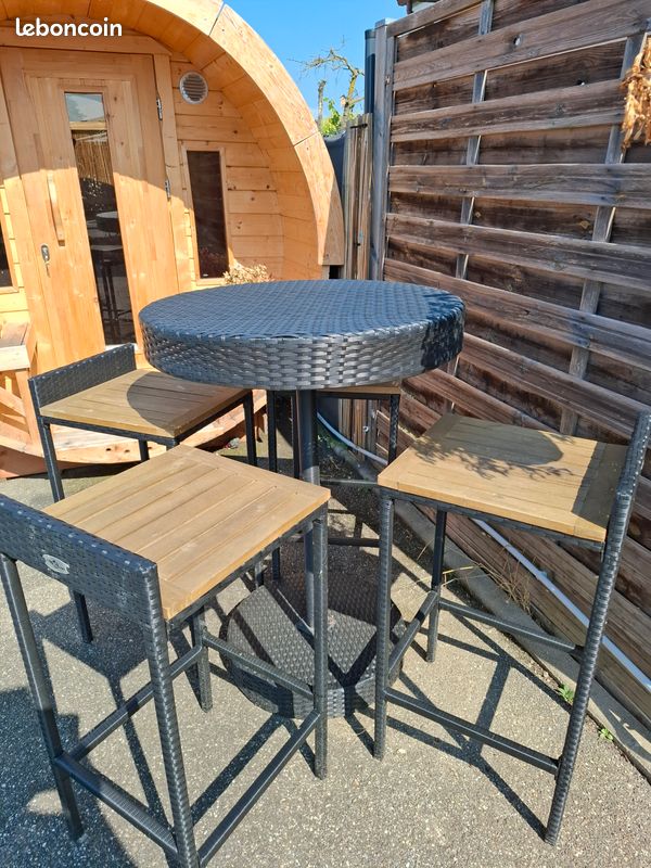 Table haute et chaise (image 1)