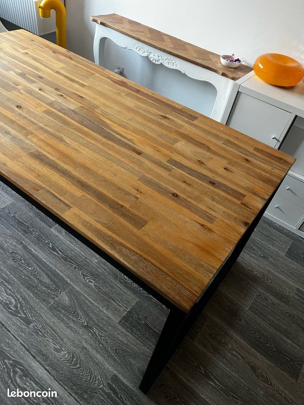 Table style industriel (image 4)