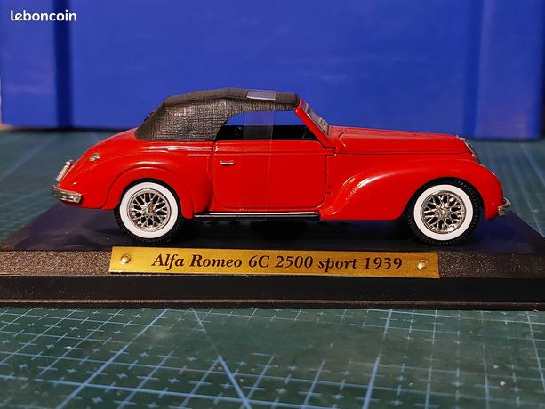 Alfa Romeo 6C 2500 SS 1939 - die cast - modèle de collection - Spark S2715