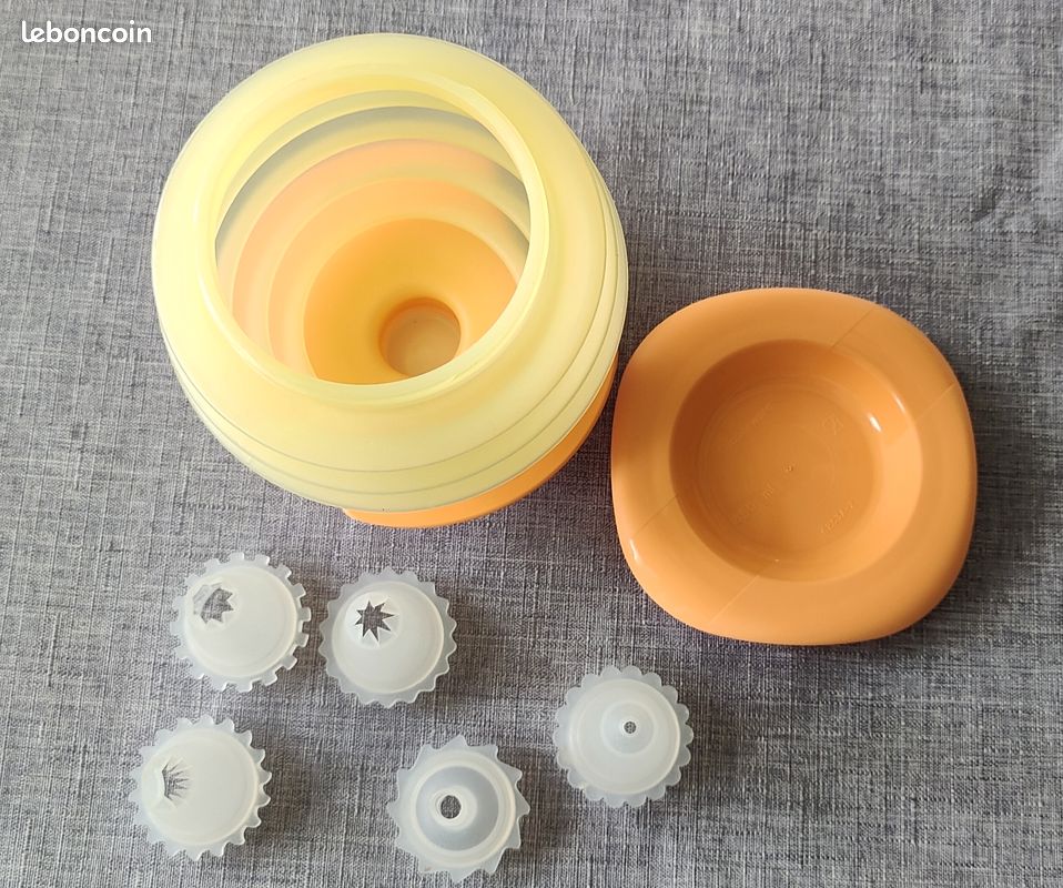 Boule Décors Tupperware Neuve Drugeac 15140 Casserole Ustensiles