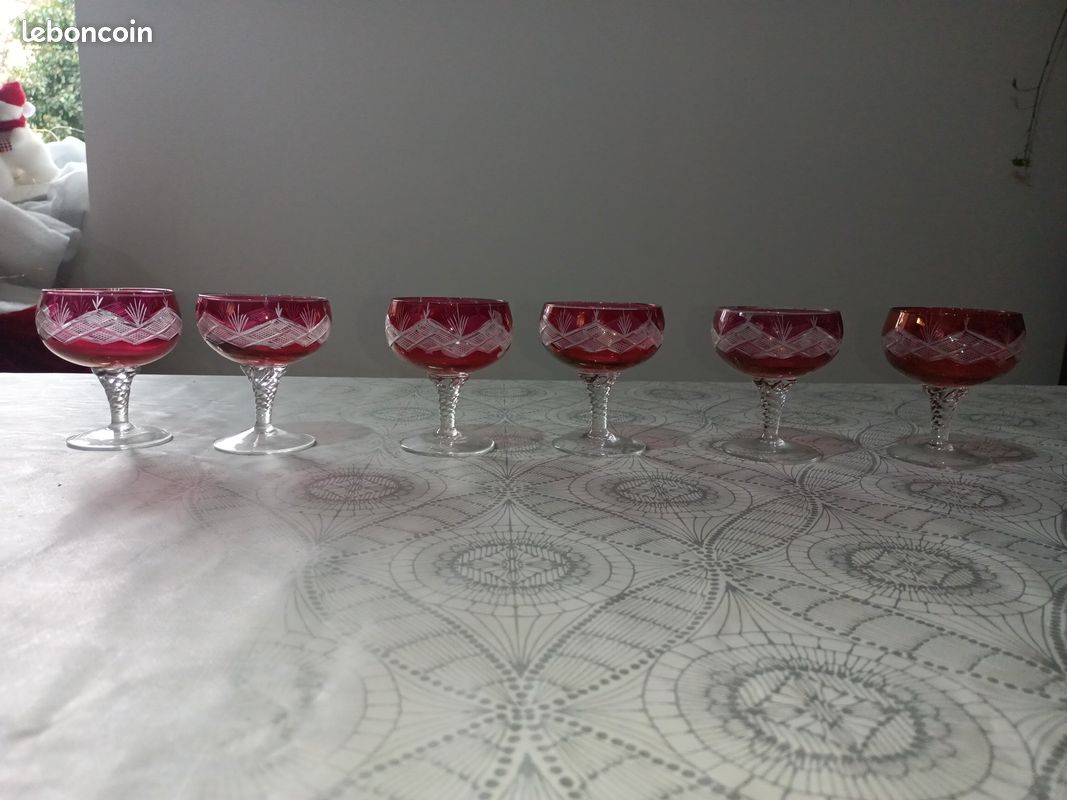 6 Coupes à champagne en verre à côtes vénitiennes - XIXème