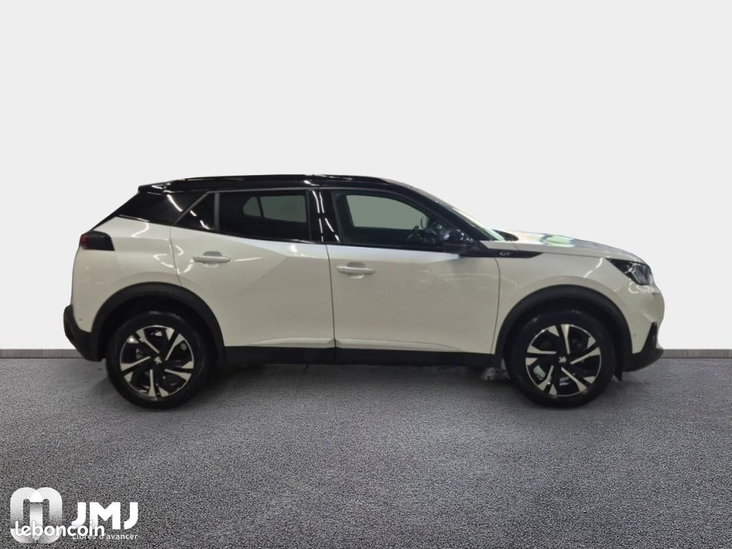Peugeot 2008 PureTech 130 S&S EAT8 GT (image 4)