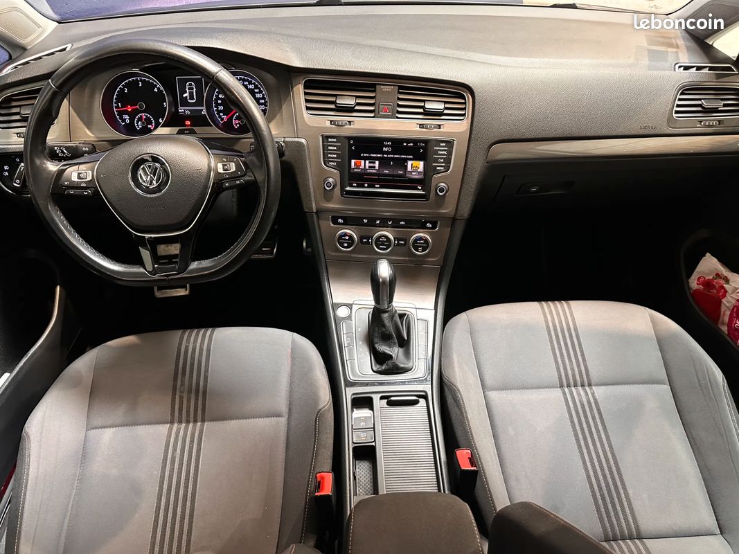 VOLKSWAGEN Golf 2.0 TDi 150ch Allstar - 2017 - Suivi complet - Boîte auto (image 8)