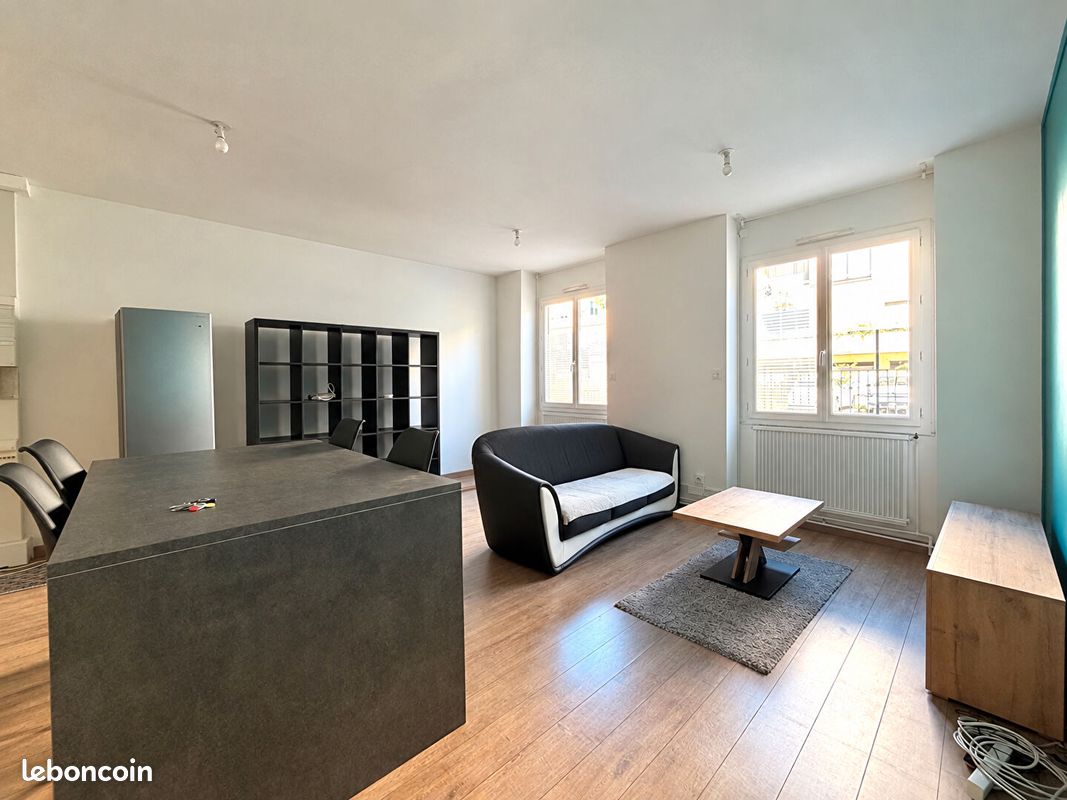 Appartement 2 pièces 48 m² · à Saint-Étienne · 48 m² · 500 €/mois