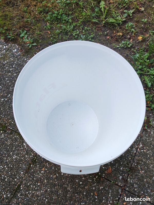 Conteneur à croquettes pour animaux (image 2)