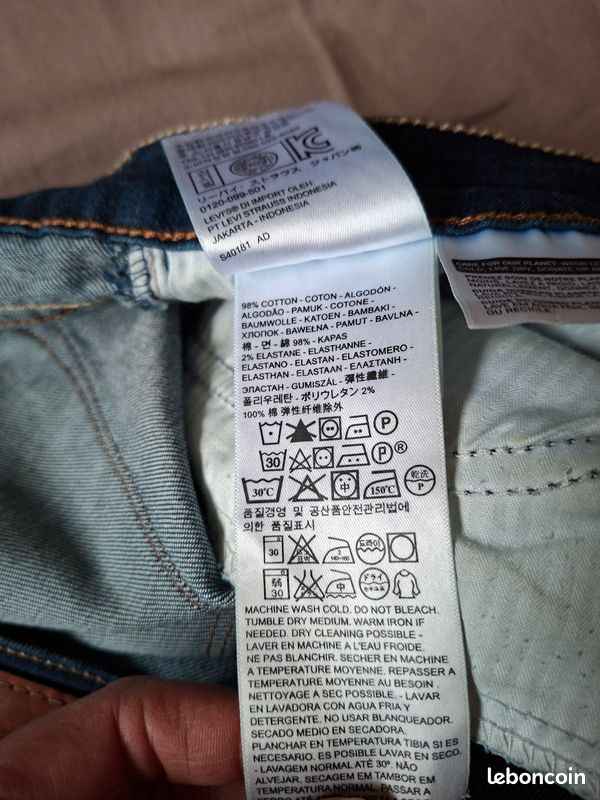 Jeans Femme Levi's Demi Curve Coupe Skinny - Taille 37Fr (27x34) - Noir - Coton/élasthanne - Occasion Très Bon état (ourlets Refaits)
