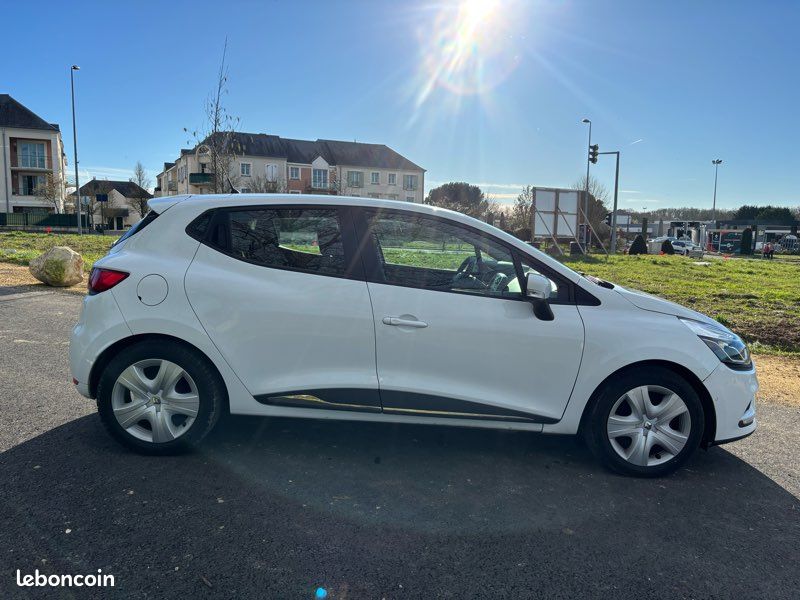 Renault Clio 4 (image 7)