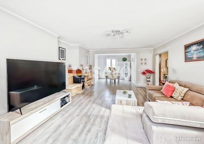 Maison 8 pièces 145 m²