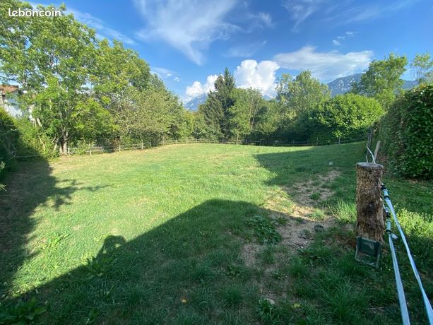 Loue terrain 800m2