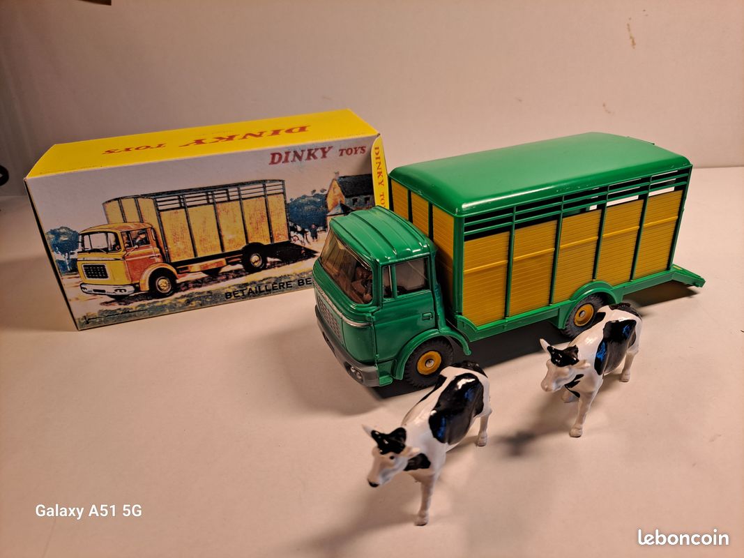 Dinky Toys 577-2 – Berliet GAK Bétaillère – 1965 – Vert/Jaune – Quasi Neuf