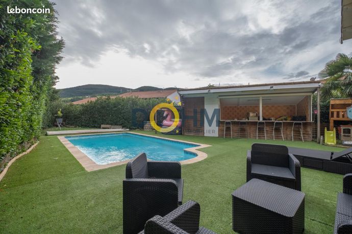 Maison 6 pièces 156 m²
