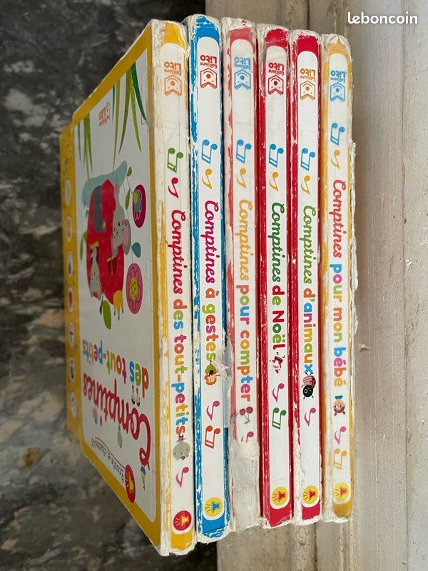 Collection livre musical “Écoute et Chantes Comptines” bon état 3 l’unité puis dégressif si lot (image 1)