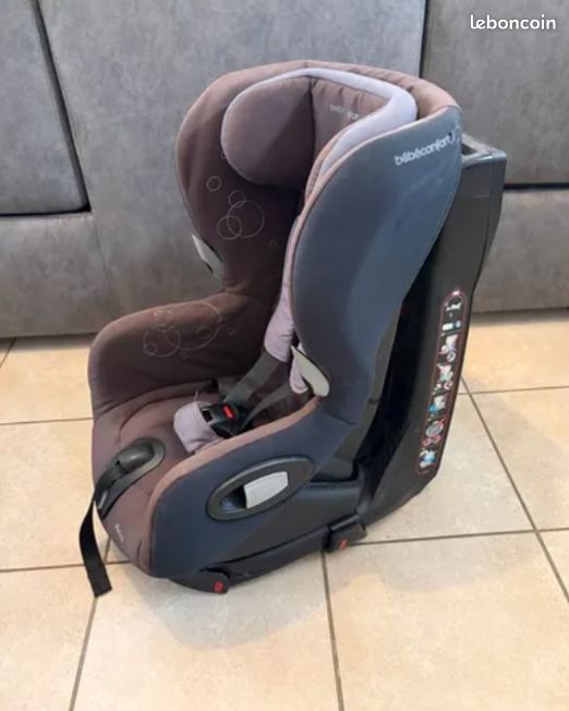 Siège auto Bébé Confort Axiss — Groupe 1 (9-18kg) (image 2)