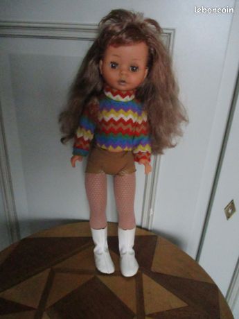 ANCIENNE POUPEE MANNEQUIN BELLA 31 14 jambes pliantes mèche magique