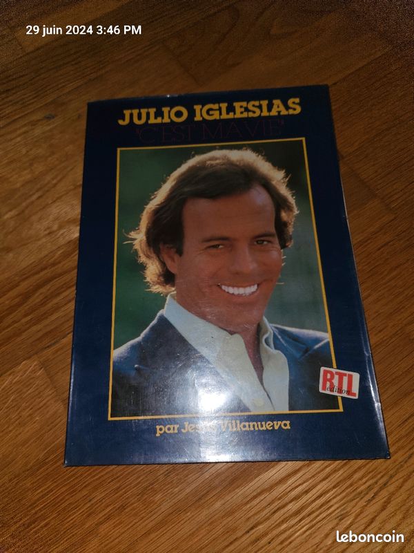 Revue Julio Iglesias (image 1)