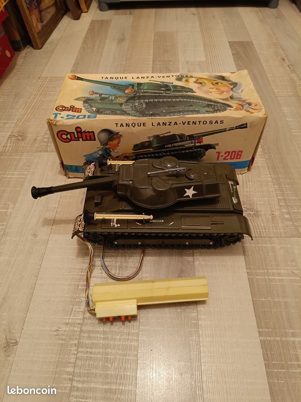 Ancien Tank T-206 CLIM à Lances Ventouses – Jouet Collection Plastique, Boîte D'origine