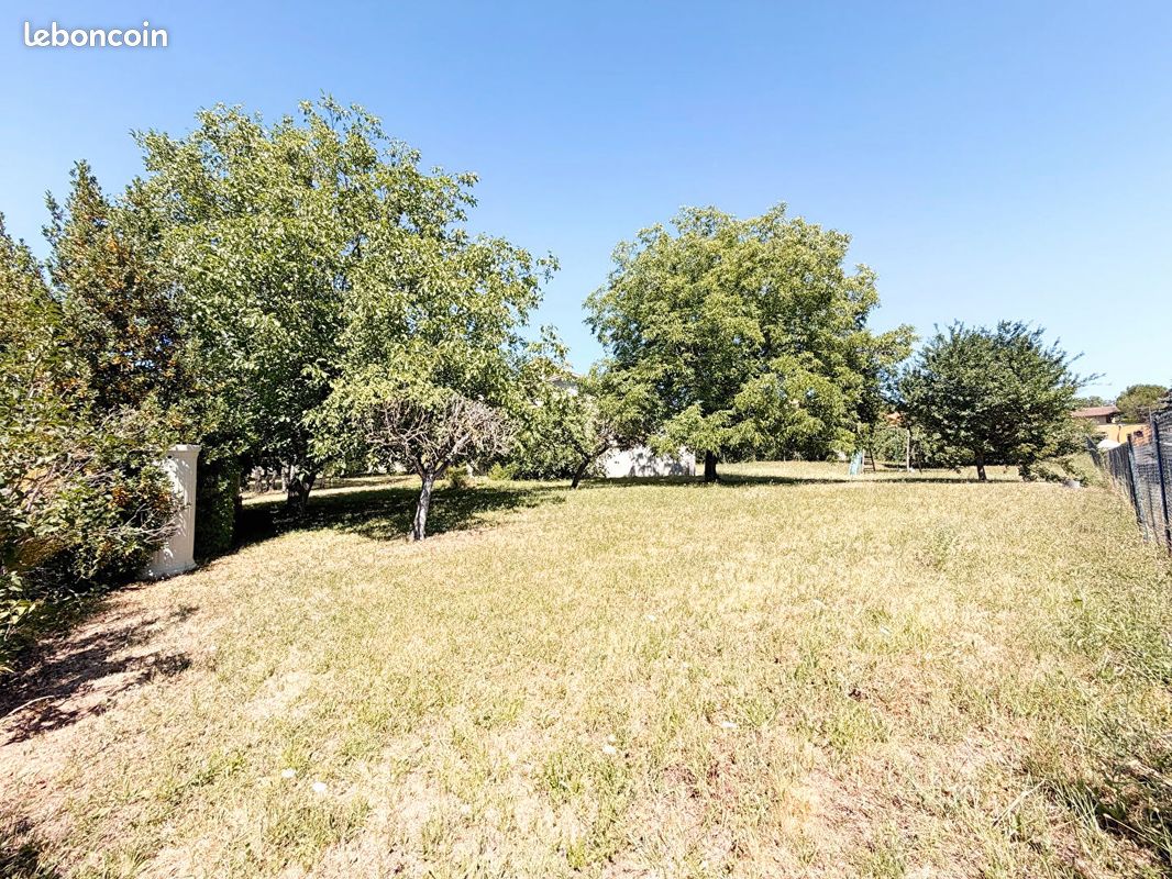 Terrain 380 m² · à Mur-sur-Allier · 380 m² · 63 000 €