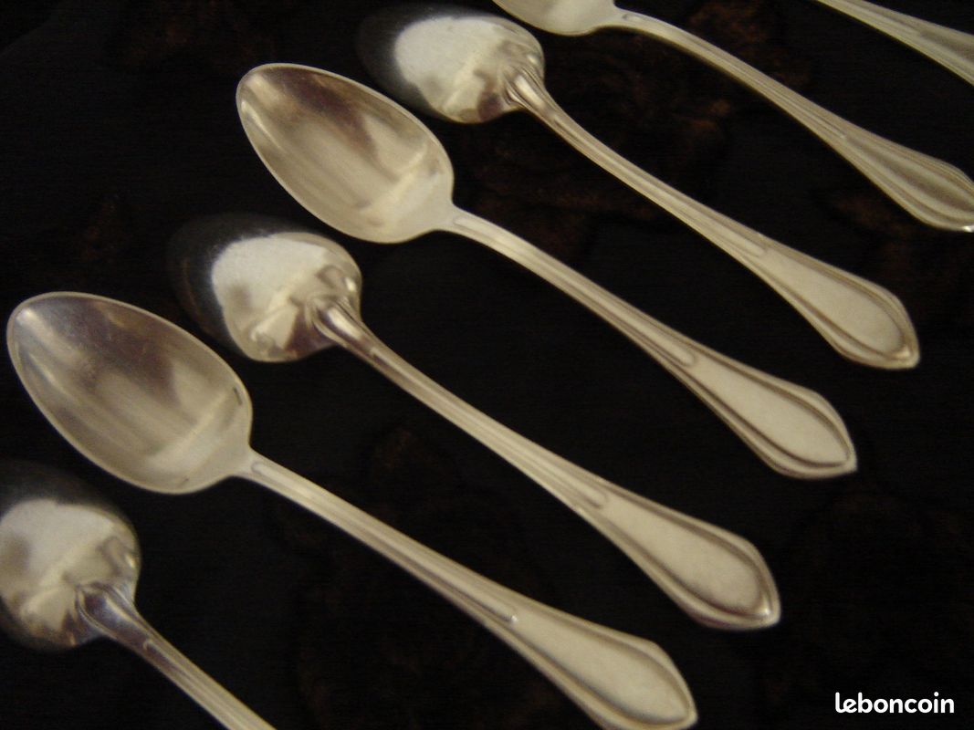 6 FOURCHETTES PERRIN metal argenté EUR 15,00 - FR