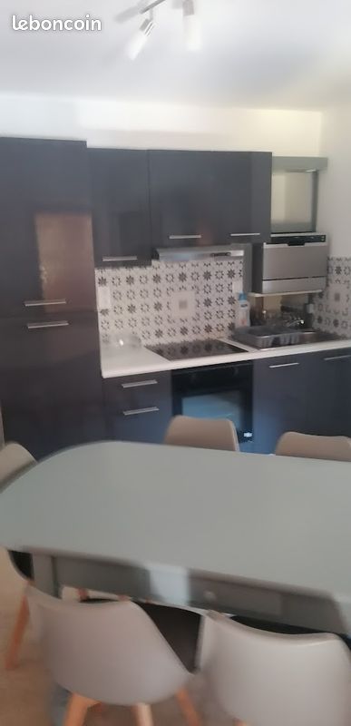Appartement 5 pièces 115 m² · à Saint-Ferréol · 115 m² · 1 300 €/mois