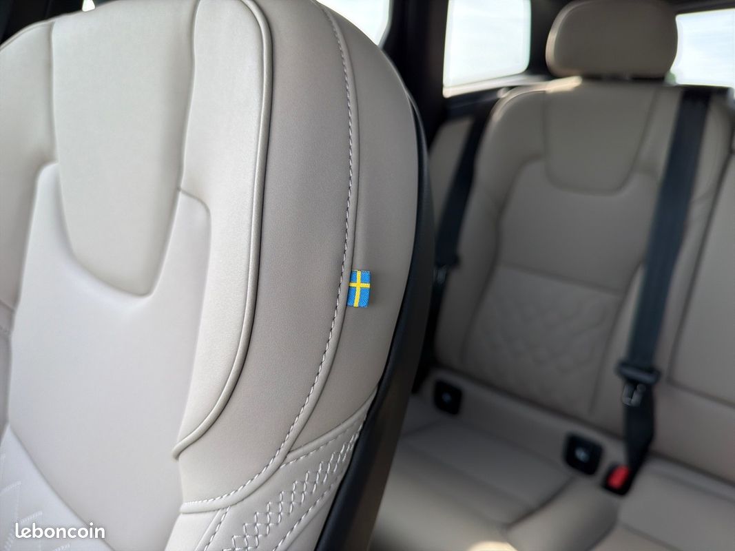 VOLVO XC60 T6 AWD Hybride rechargeable 253 ch+145 ch Geartronic 8 Plus Style Dark (image 39)