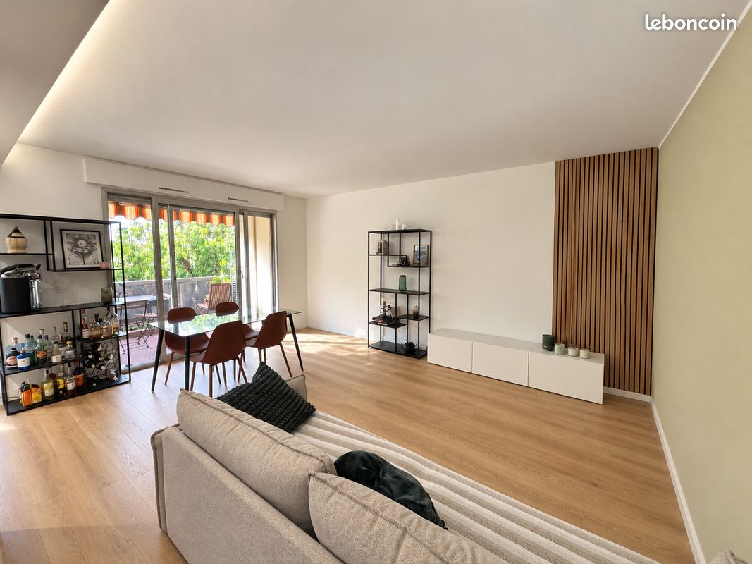 Appartement 2 pièces 50 m² · à Saint-Laurent-du-Var · 50 m² · 1 200 €/mois
