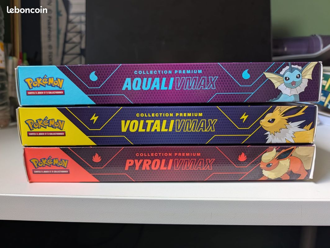 Coffrets Pokémon Collection Premium Évolitions : Pyroli VMAX Voltali VMAX et Aquali VMAX Neufs en Version Française EB7 (image 2)