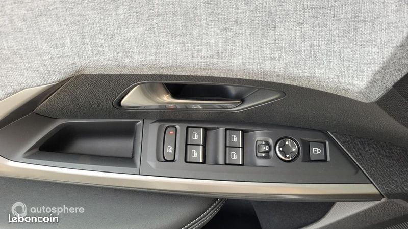Peugeot 5008 Hybrid 145ch GT e-DCS6 (image 16)