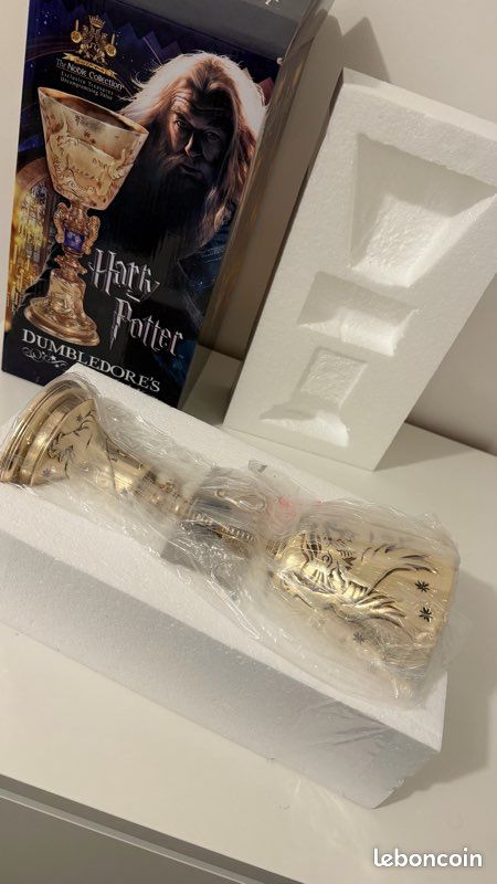 Œuf d'Or Harry Potter – Taille réelle Noble Collection