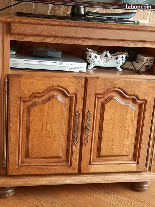 Meuble de television (image 1)