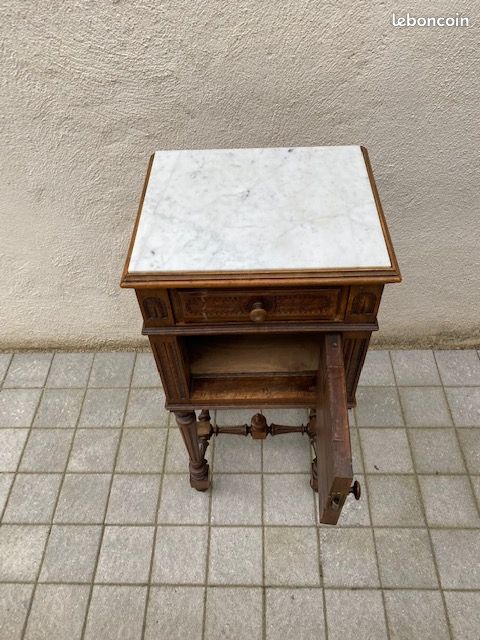 Table de chevet Art nouveau avec plateau en marbre (image 3)