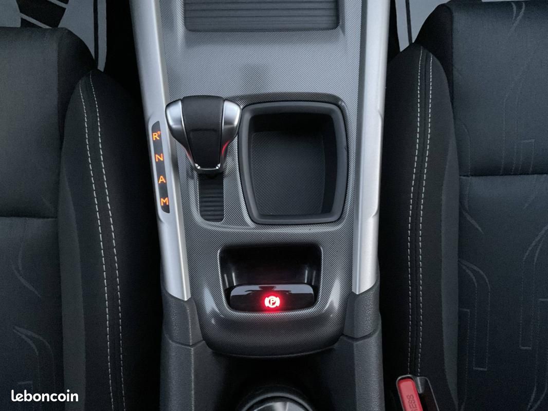 Citroën C4 II 1.6 e-HDi 115 FAP Confort BMP6 (image 29)