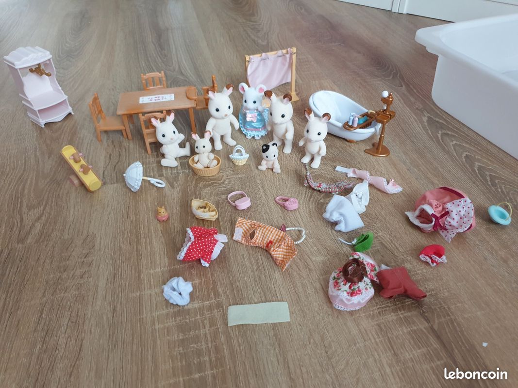 Sylvanian (image 1)