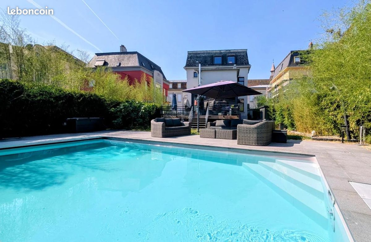 Maison 9 pièces 245 m² · à Thionville · 245 m² · 940 000 €