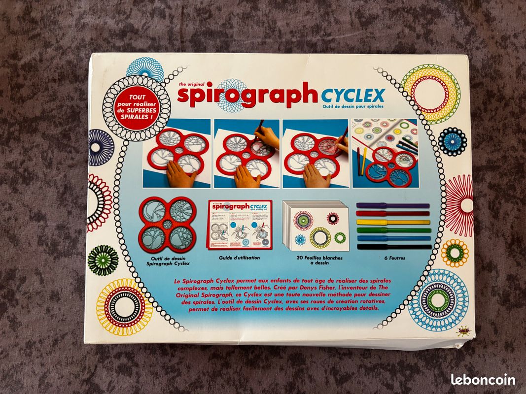 Coffret Cyclex - SPIROGRAPH - Création de spirales à l'infini avec les roues rotatives Coffret Cyclex - SPIROGRAPH - Création de spirales à l'infini avec les roues rotatives