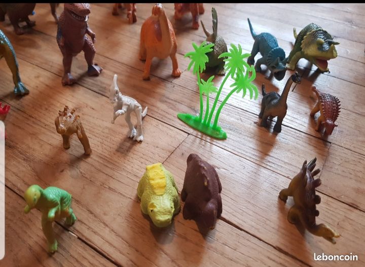 Lot de 35 dinosaures (image 2)