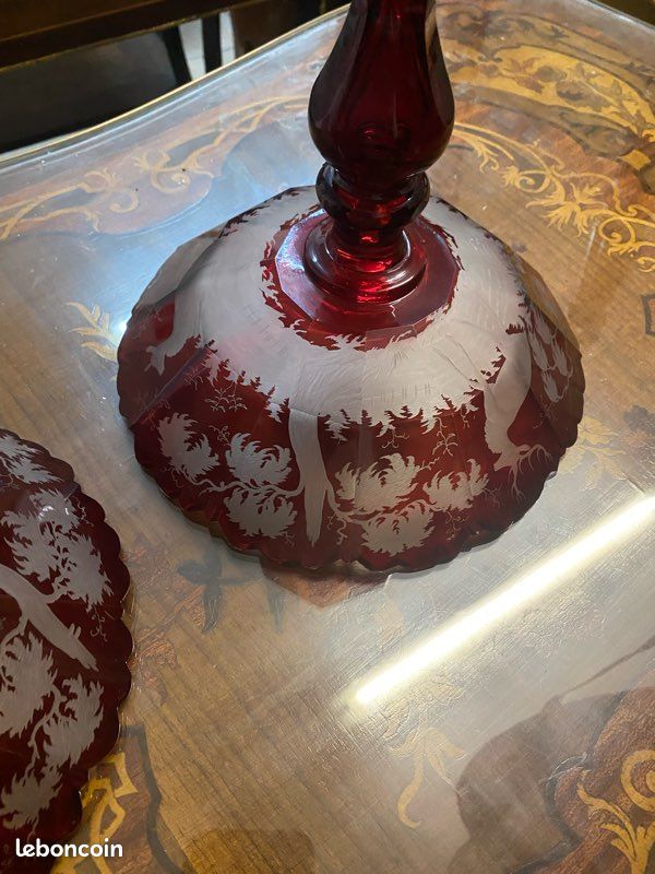 Broche Vintage Bouquet Cristal Rouge Canneberge - Coupe Coussin Plaqué Or - Marque Estate