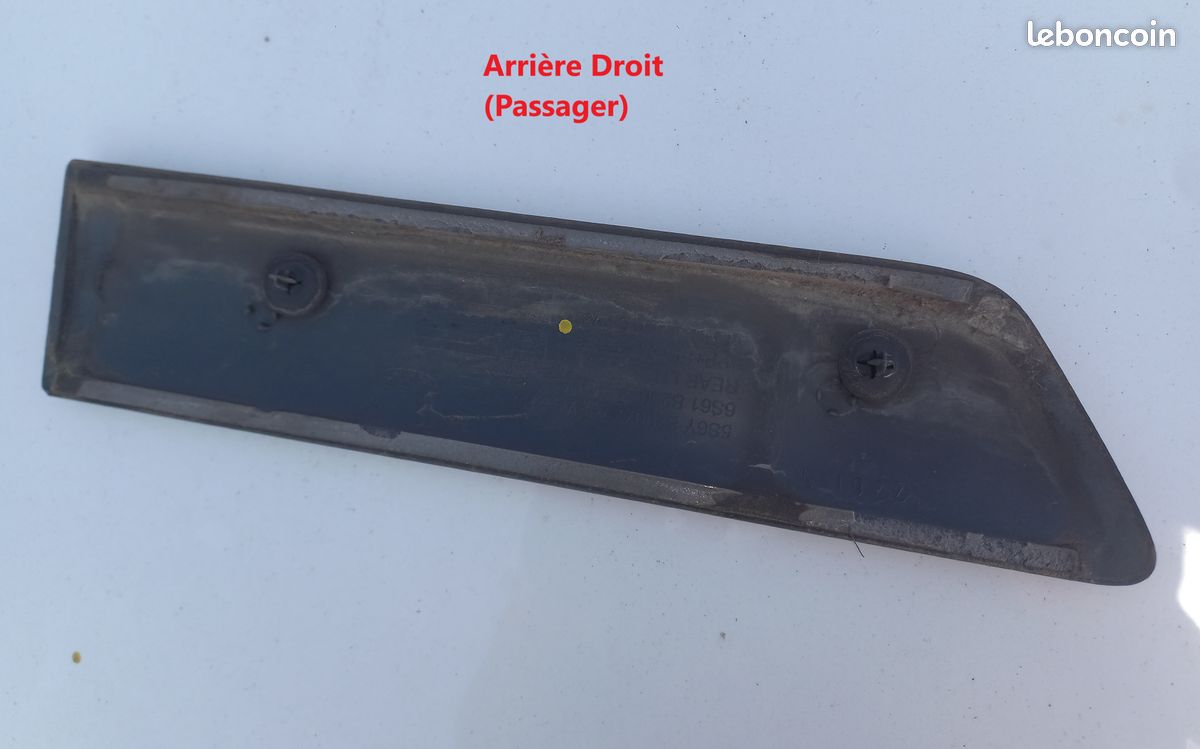 Baguette Protection Carrosserie Latérale Arrière Droit (Passager) Ford Fiesta 3 portes Phase 5 (image 2)