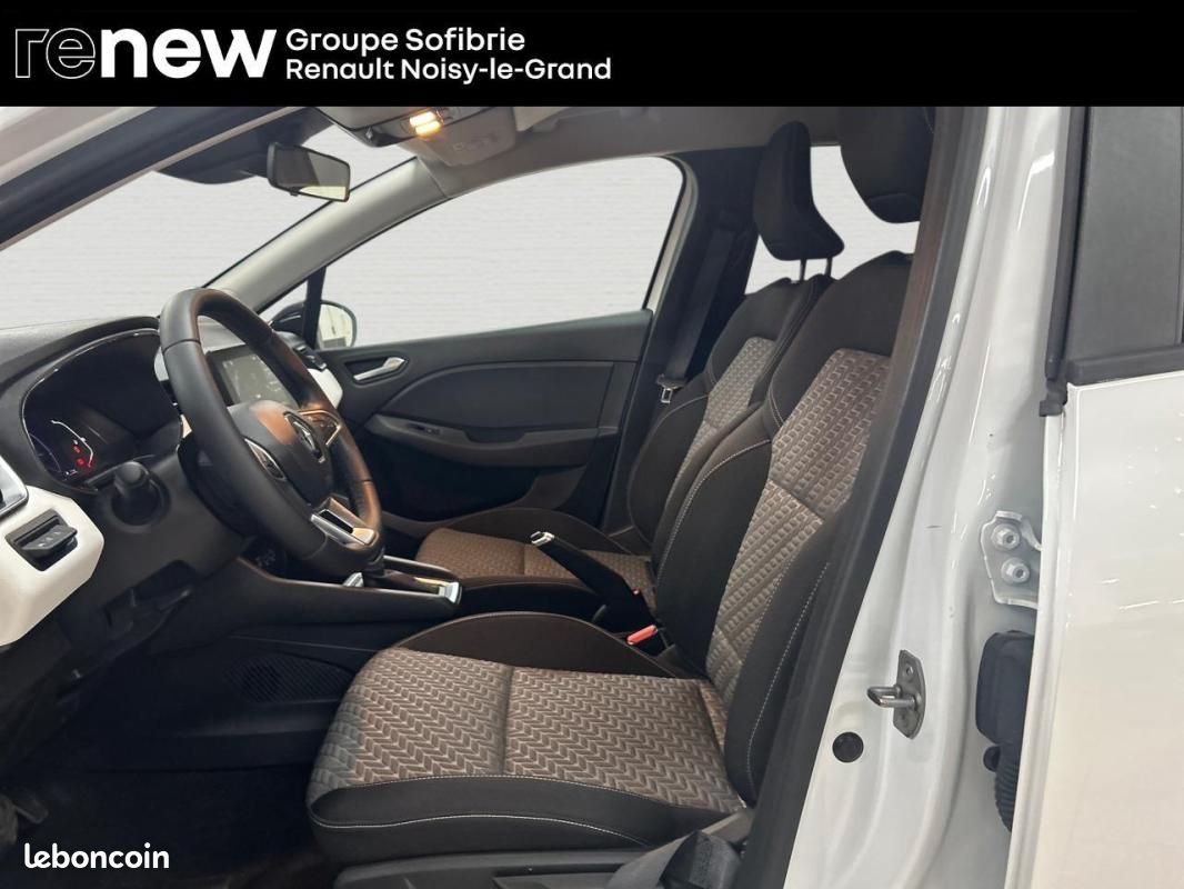 Renault Clio V E-Tech full hybrid 145 Evolution (image 9)