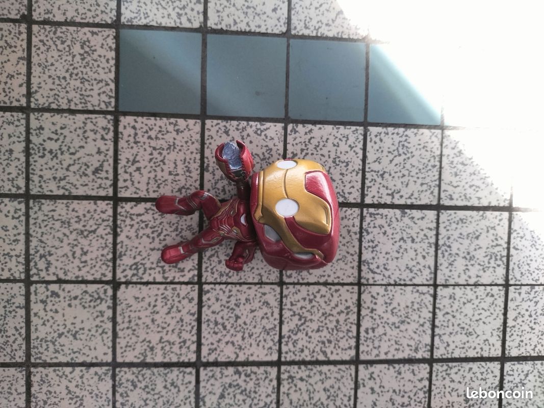 Figurine Iron Man (image 1)