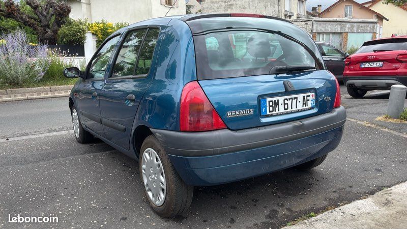Renault clio 2 1.2 60 cv rxe - paiement en 4 fois possible (image 5)