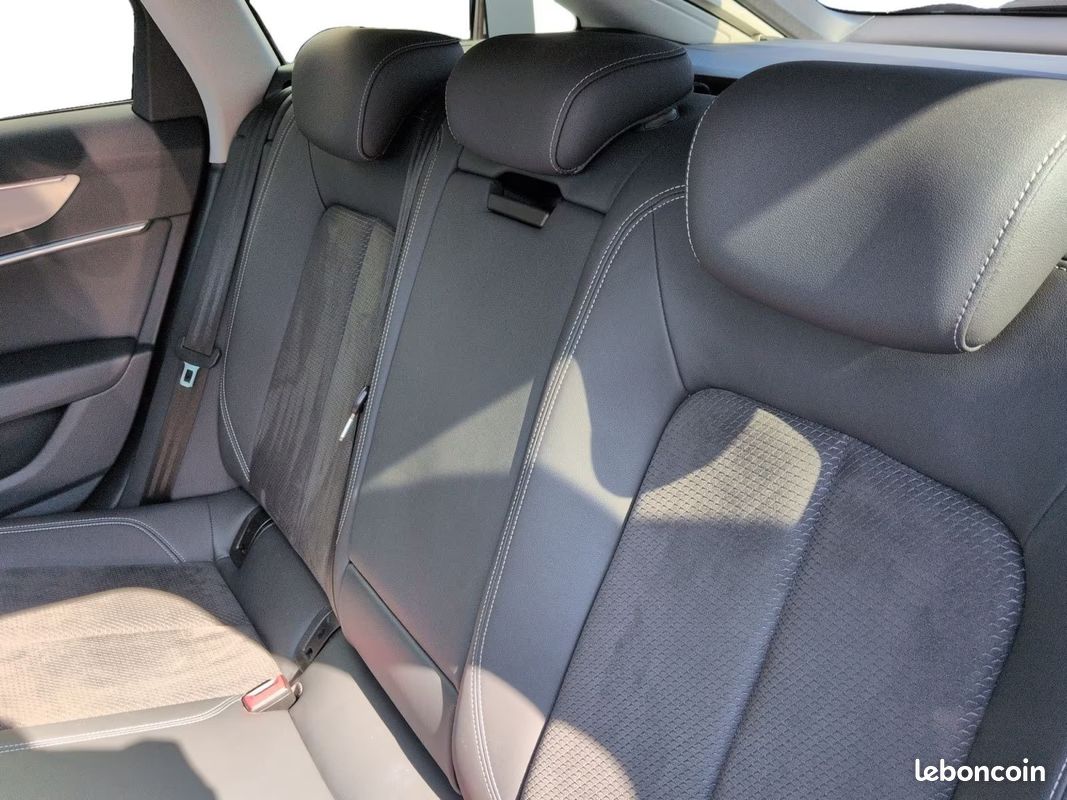 Audi A6 AVANT 55 TFSI e 367 ch quattro * Hybride Rechargeable * BVA * 360° * Cuir/Alcantara * Attelage (image 12)