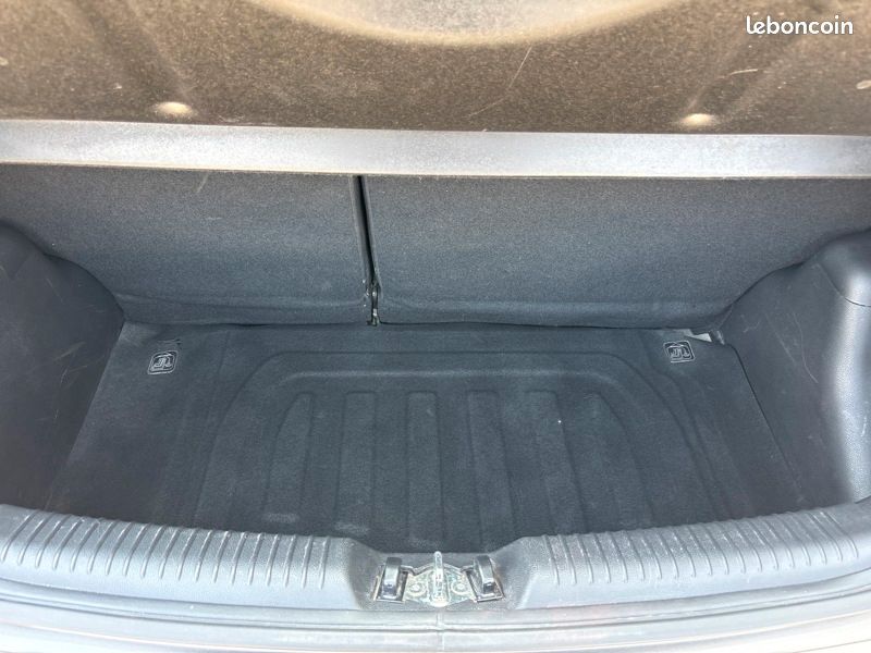 Kia Picanto Active 1.0 69 ch (image 10)