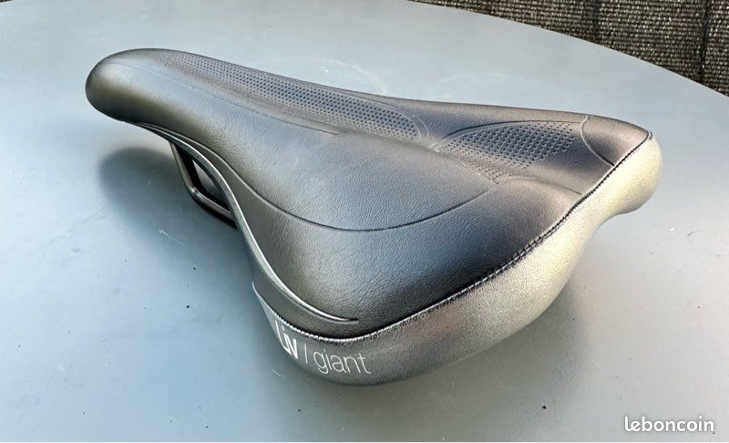 Selle De Vélo Giant Liv - Blanche - Forme Banane - Pour Vélo De Route