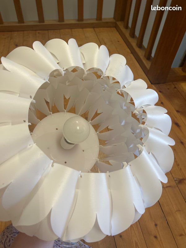 Lustre blanc (image 3)
