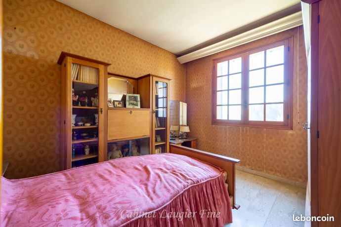 Propriété 5 pièces 250 m² — 20